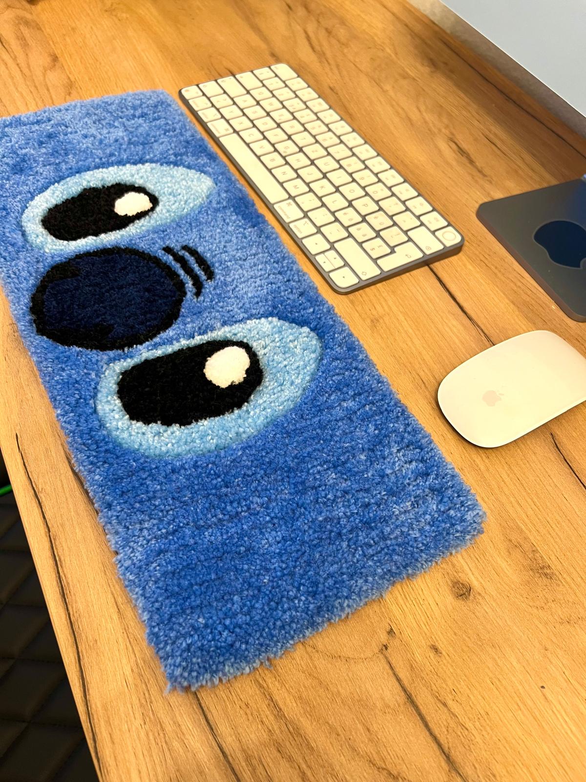Stitch keyboard rug