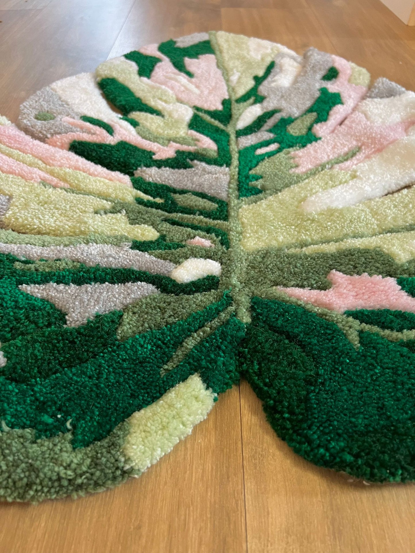 Monstera rug