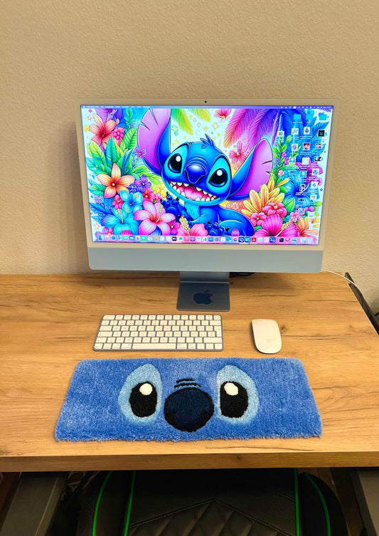 Stitch keyboard rug