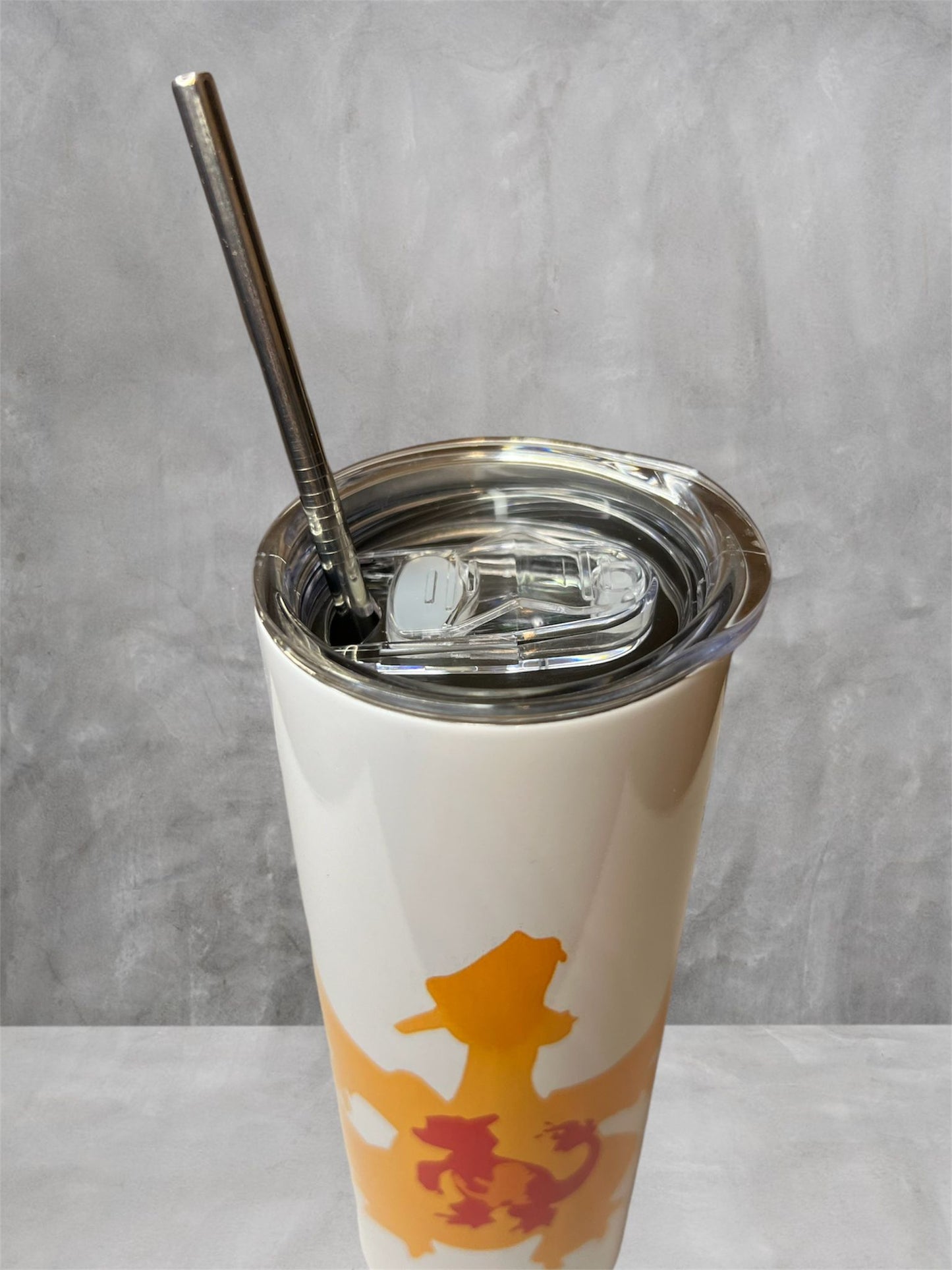 Pokémon Charizard - Stainless Steel Tumbler with Metal Straw (600 ml)