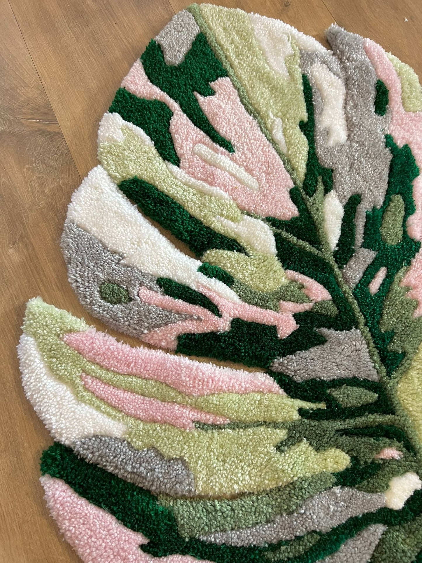 Monstera rug